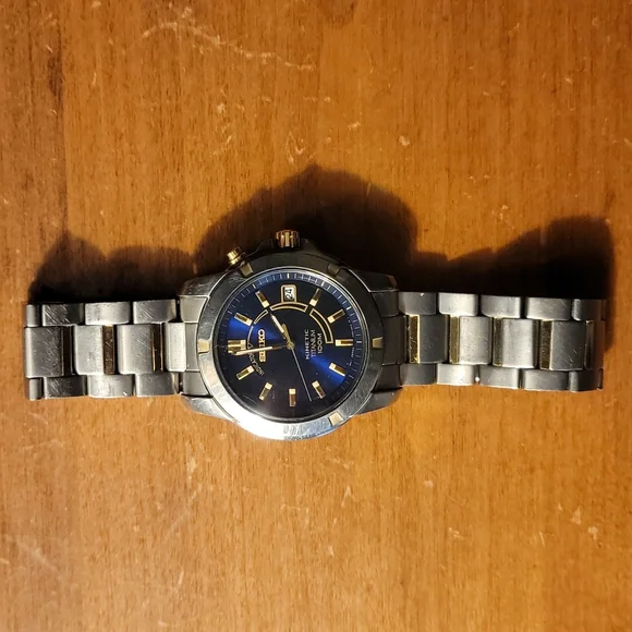 Seiko | Accessories | Mens Seiko Titanium Kinetic Watch | Poshmark
